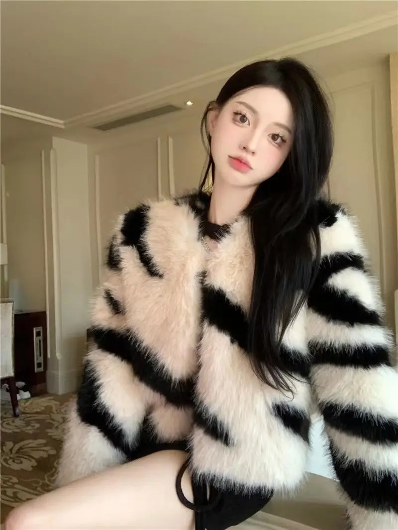 Fur Jacket Women's Coat New 2024 Autumn Winter Short Fur Casual Coat