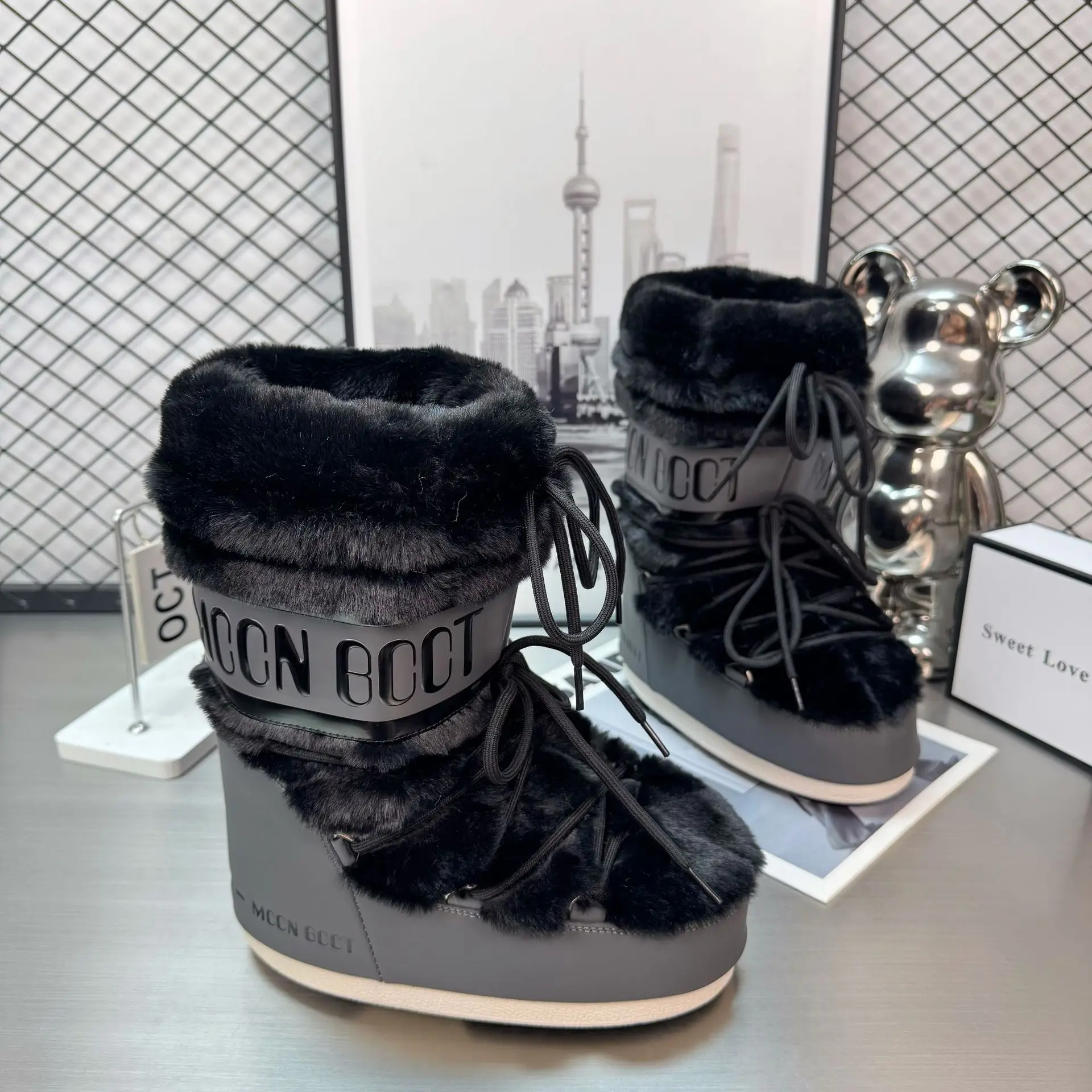 

Women's Thick Bottom Fur Lined Snow Boots Winter 2025 New Moon Boot Warm Anti Slip Fashion Skiing Cotton Shoes