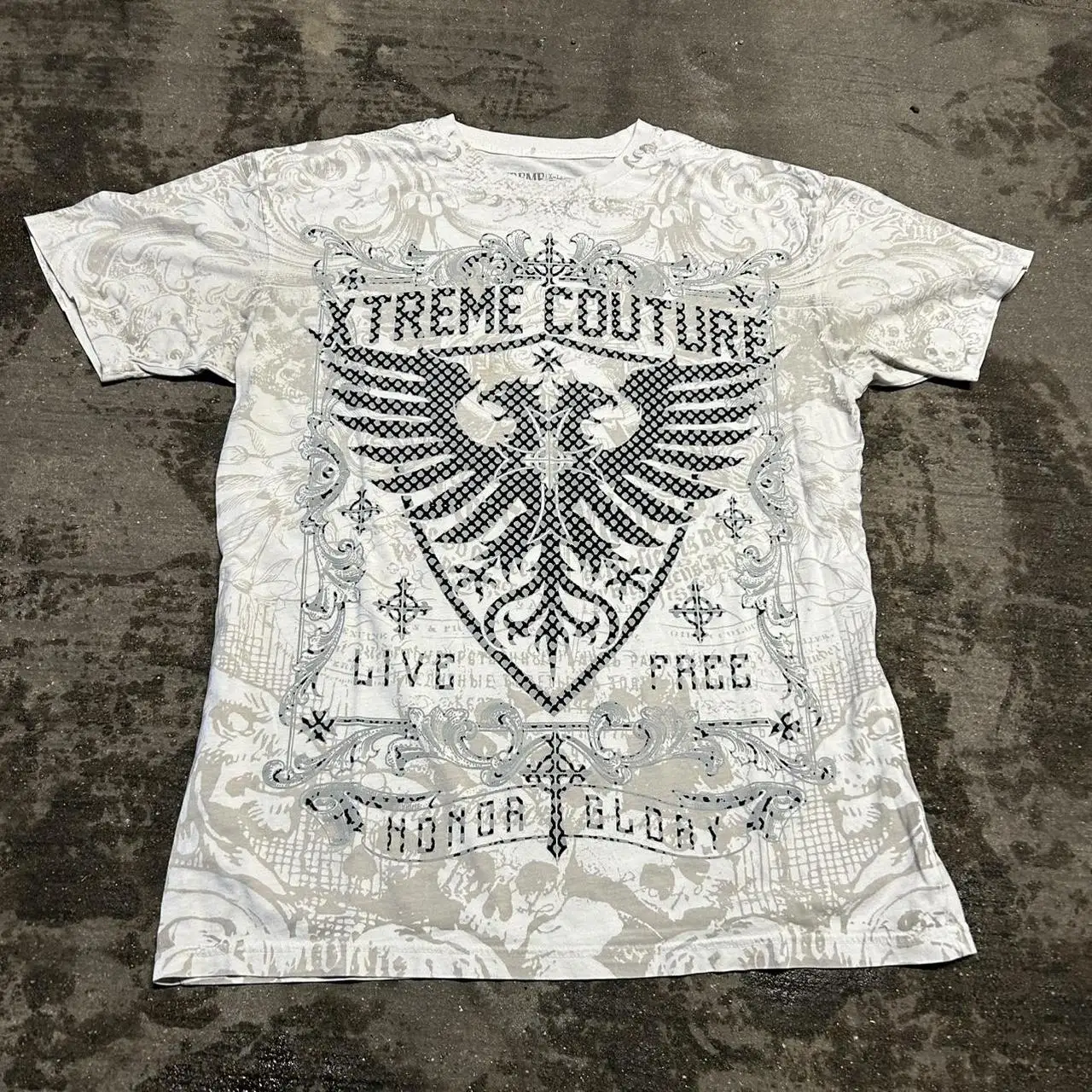 تي شيرت Xtreme Couture Affliction للرجال برسومات MMA المجنونة باللون الأبيض والأسود لراكبي الدراجات النارية