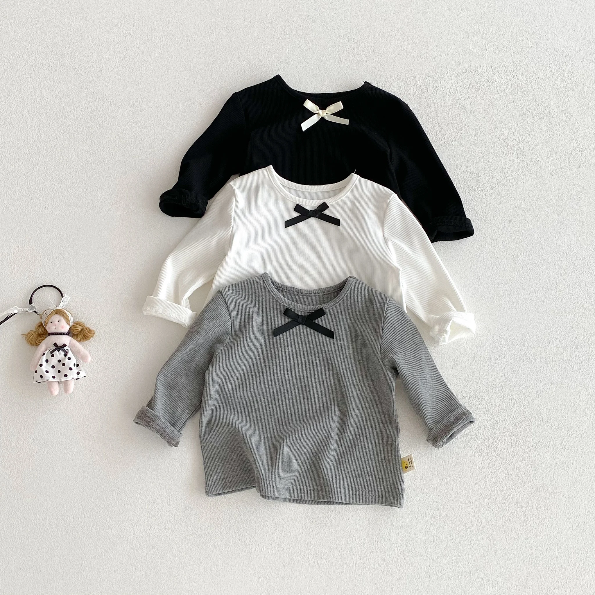 Herbstliches Mädchen-T-Shirt im koreanischen Stil mit Schleife und langen Ärmeln für kleine Mädchen, Baby-Mädchen-Rundhals-Unterhemd – Detail 2