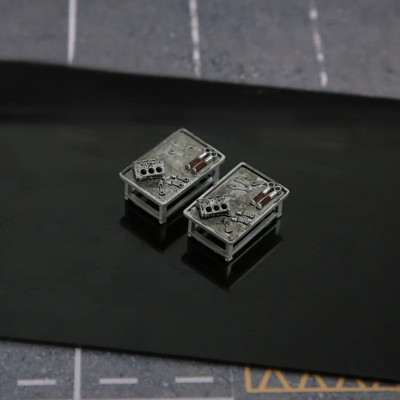 New 1/64 Engine Workbench Miniature Scene Model DIY Scene With Hand Painted Garage Resin Material Collectibles Toy Ornaments