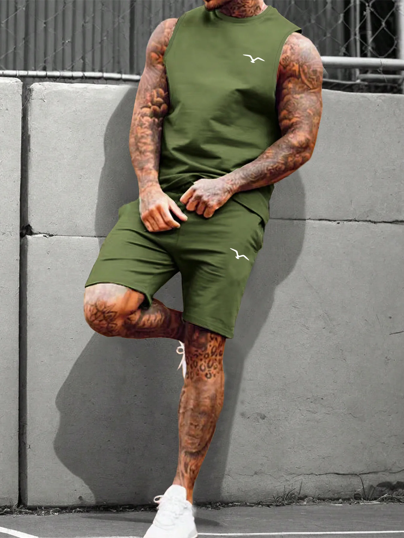 

Men's Army Green Seagull Print Sleeveless Tank Top Casual Set 2 Piece Summer Sports Drawstring Shorts Outfit
