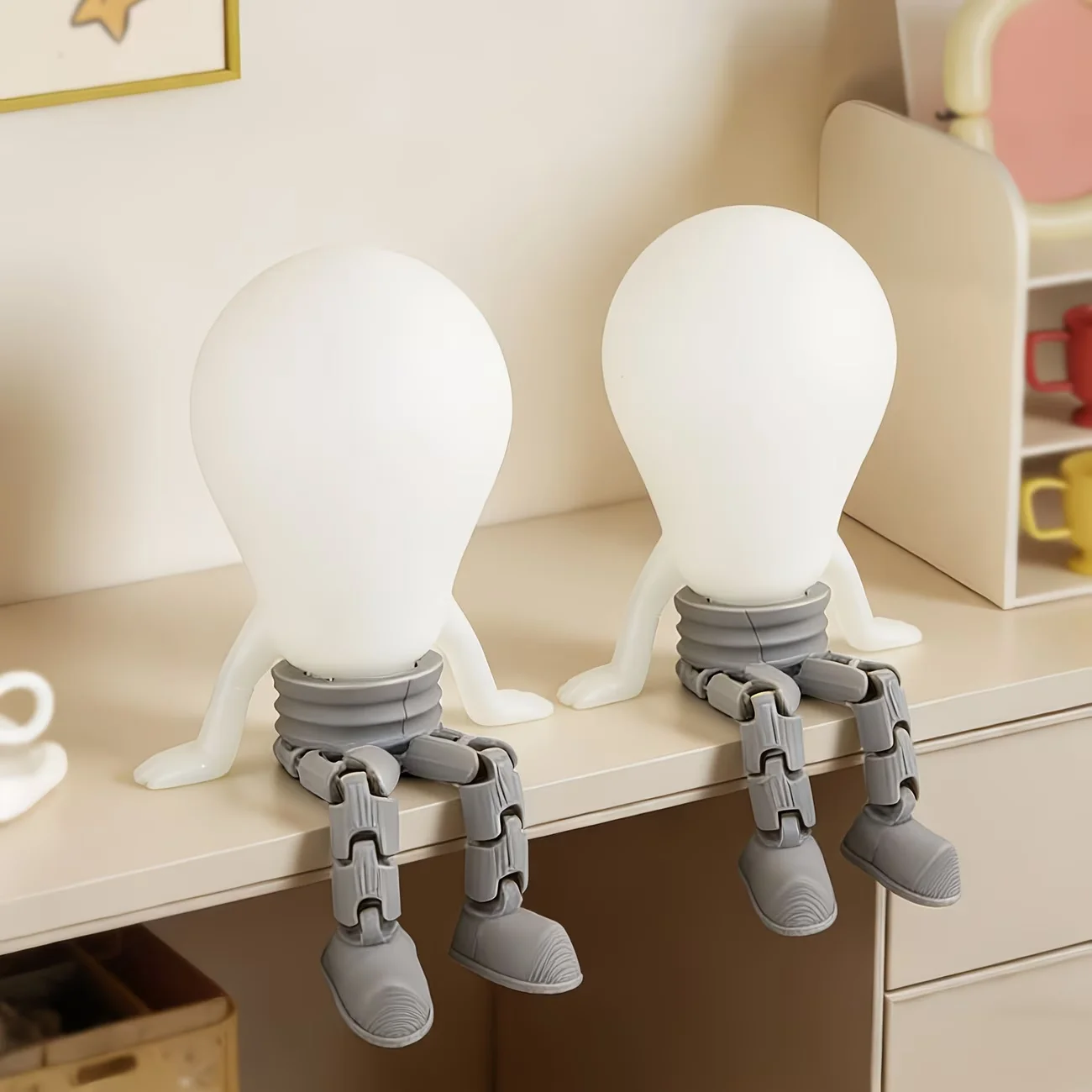 Figurine d'ampoule à effet phosphorescent, mini décoration créative pour voiture et bureau, ornement créatif, cadeau de noël, décoration pour la maison, 1/2 pièces