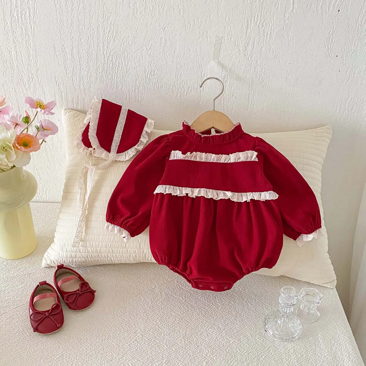 

New Autumn Corduroy Bag Fart Clothes for Girls, Stylish Lace and Lace Clothes, Baby Festive Red Christmas Clothes