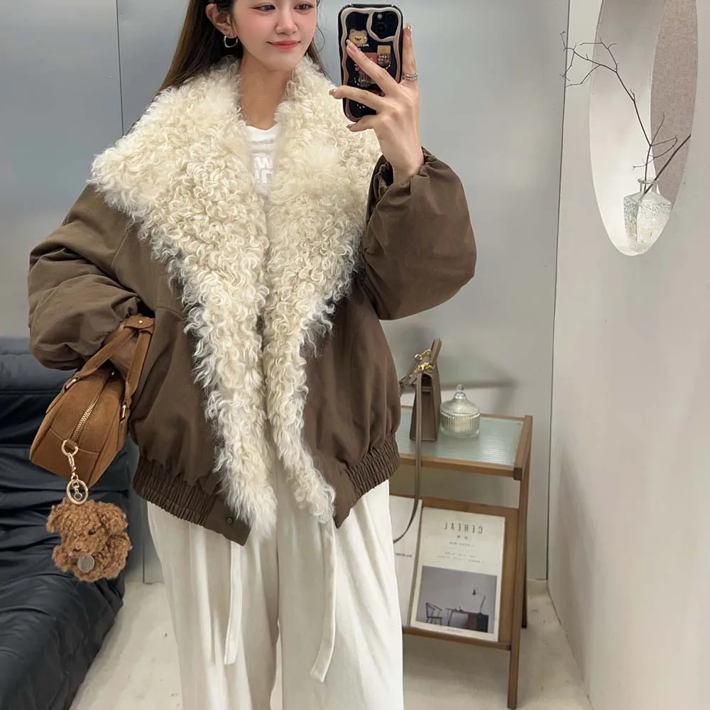 سترة شتوية عصرية لعام 2025 سترة نسائية خارجية فاخرة سترة نسائية معاطف بياقة من صوف الضأن الحقيقي الطبيعي #4
