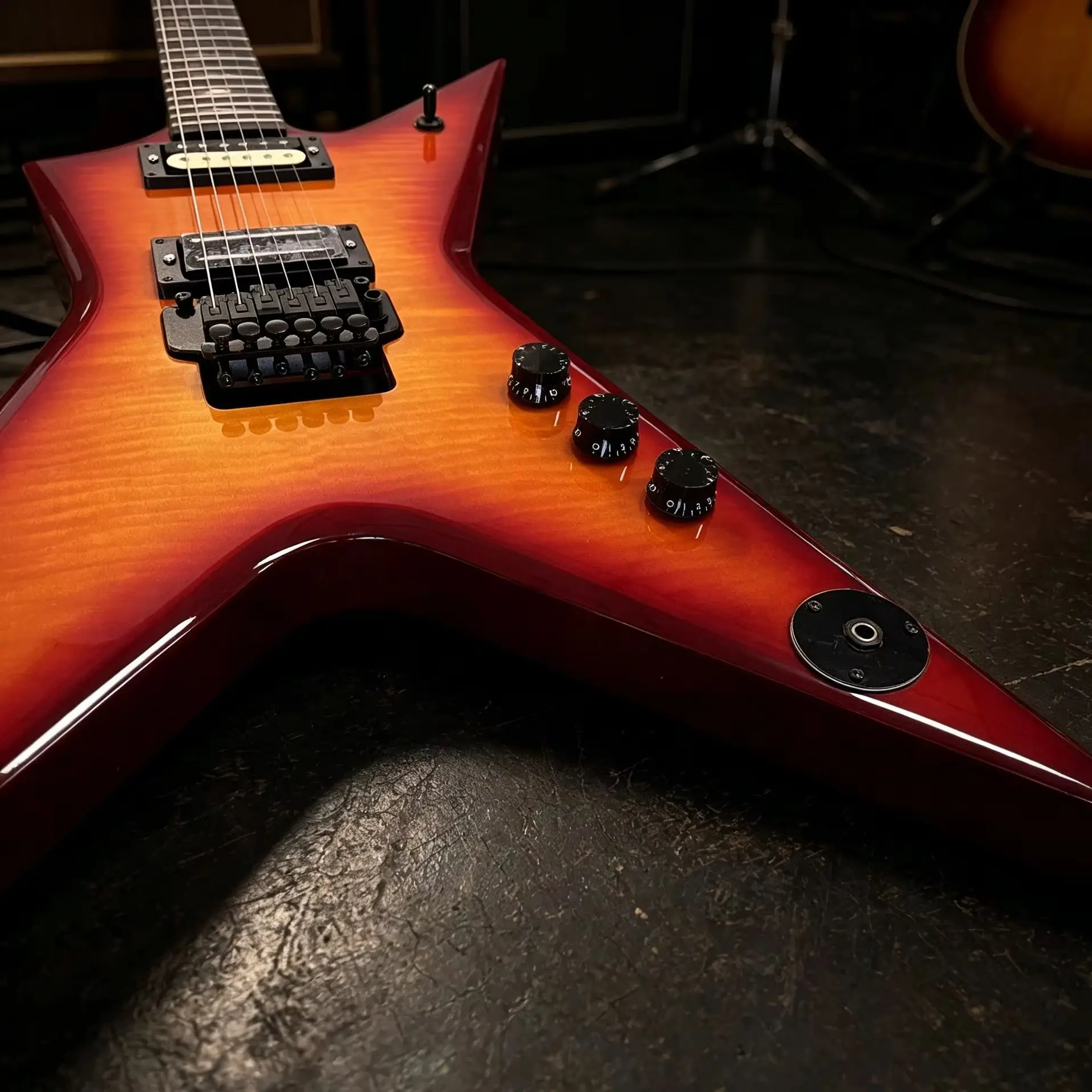

Электрогитара Washburn Dimebag Darrell из красного дерева с тремоло Floyd Rose, в наличии в США, тематический подарок, бесплатная доставка