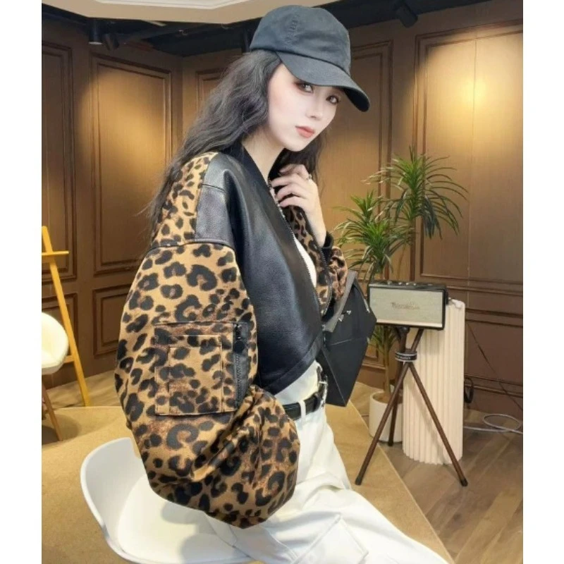 [Vendita calda nel negozio] Cool Girl PU Giacca con stampa leopardata Primavera Autunno da donna Nuova giacca corta alla moda della stazione europea Top Trend