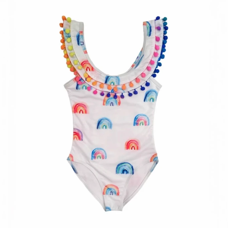 

Детский слитный купальник для девочек 2026 с радужным принтом, разноцветной отделкой помпонами, для малышей, летний пляжный купальный костюм