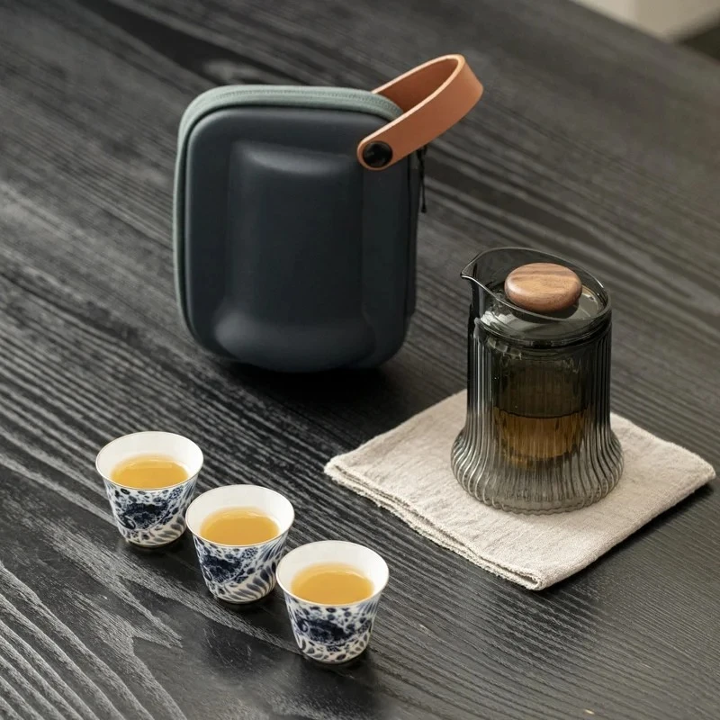 Quick-serve Fish and Algae Pattern Travel Tea Set Exquisite Ceramic Portable Quick-serve Cup Three Cups Ceramic Tea Set