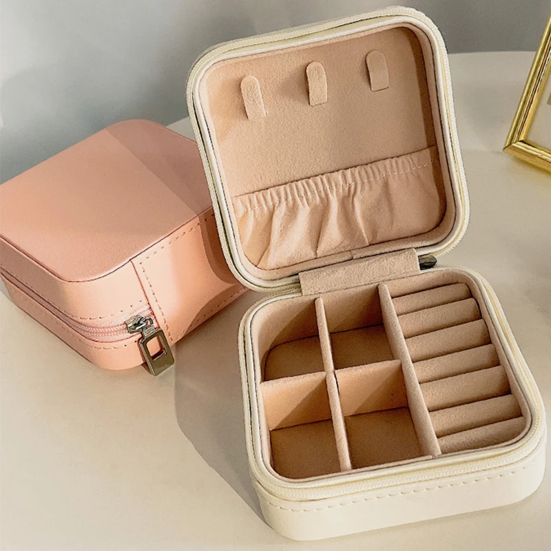 Jewelry Box Leather Storage Organizer Display Travel Jewelry Case Boxes Portable Locket Necklace Earring Ring Holder Display