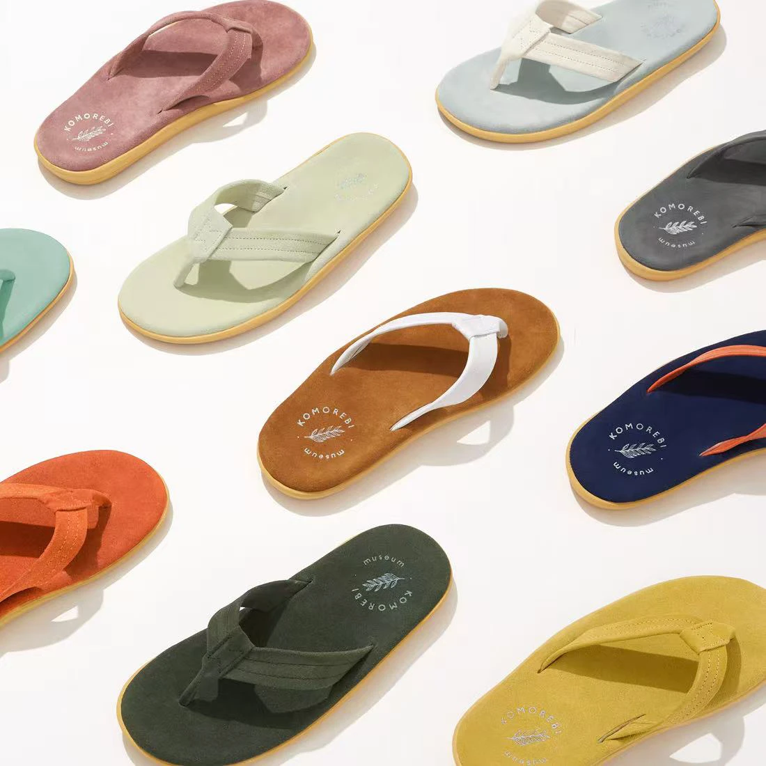 

Кожаные шлепанцы-слайды унисекс с плоской подошвой, повседневные, летние, с эффектом памяти, нескользящие, для мужчин и женщин