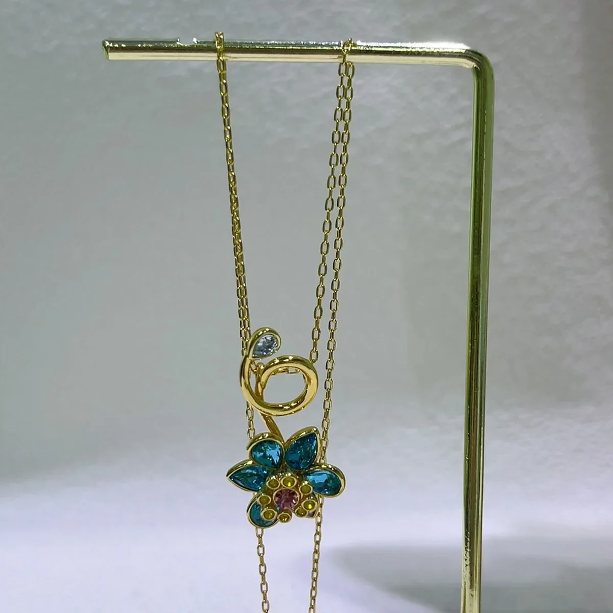 Originele sieradenset nieuwe kleur bloem kristal boetiek onregelmatige oorbel prachtige ketting ring armband huwelijkscadeau voor vrouwen