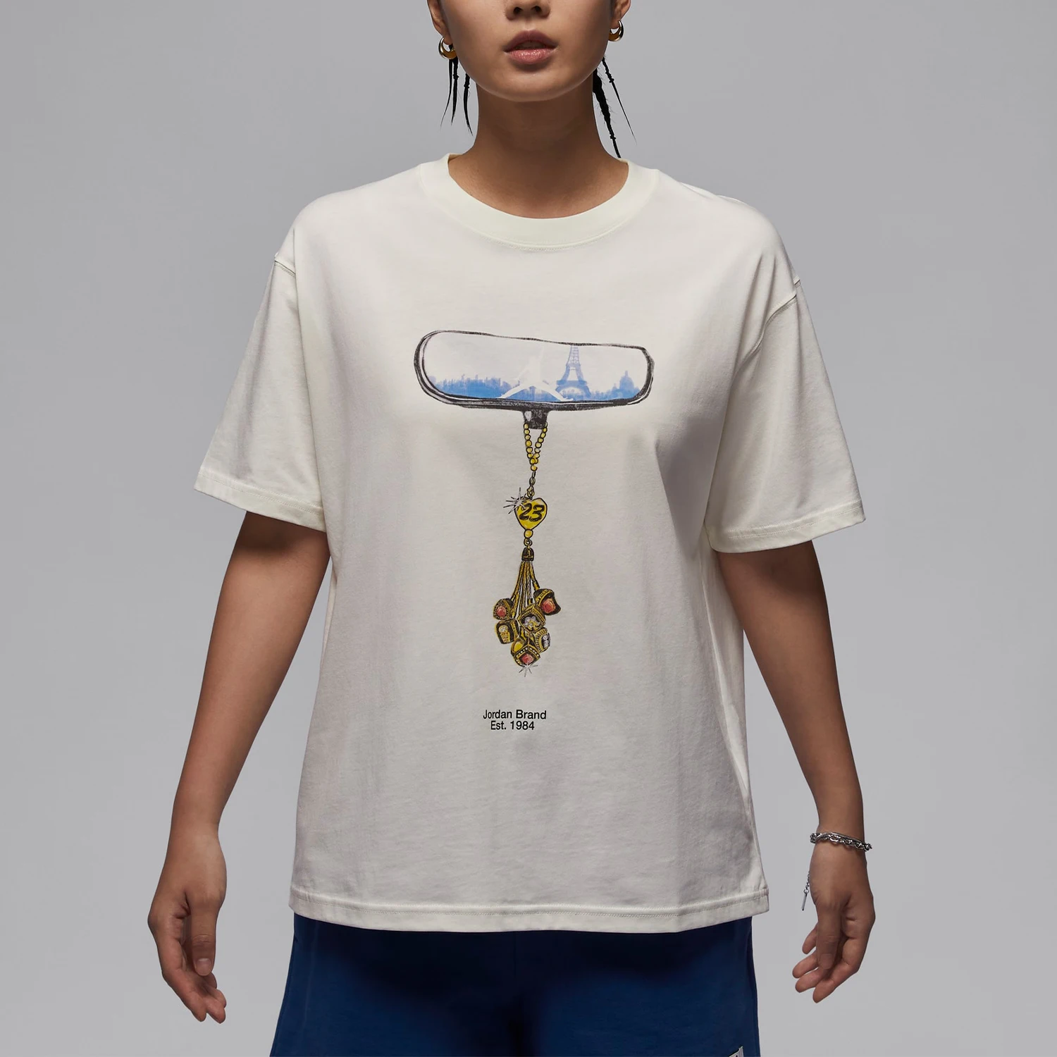 

Официальная женская трикотажная дышащая повседневная спортивная футболка Nike JORDAN с короткими рукавами HF2862-133