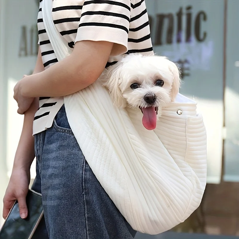 Stylish and Comfortable Pet Carrier Bag for Small Dogs and Cats, Perfect for Travel and Outdoor Walking