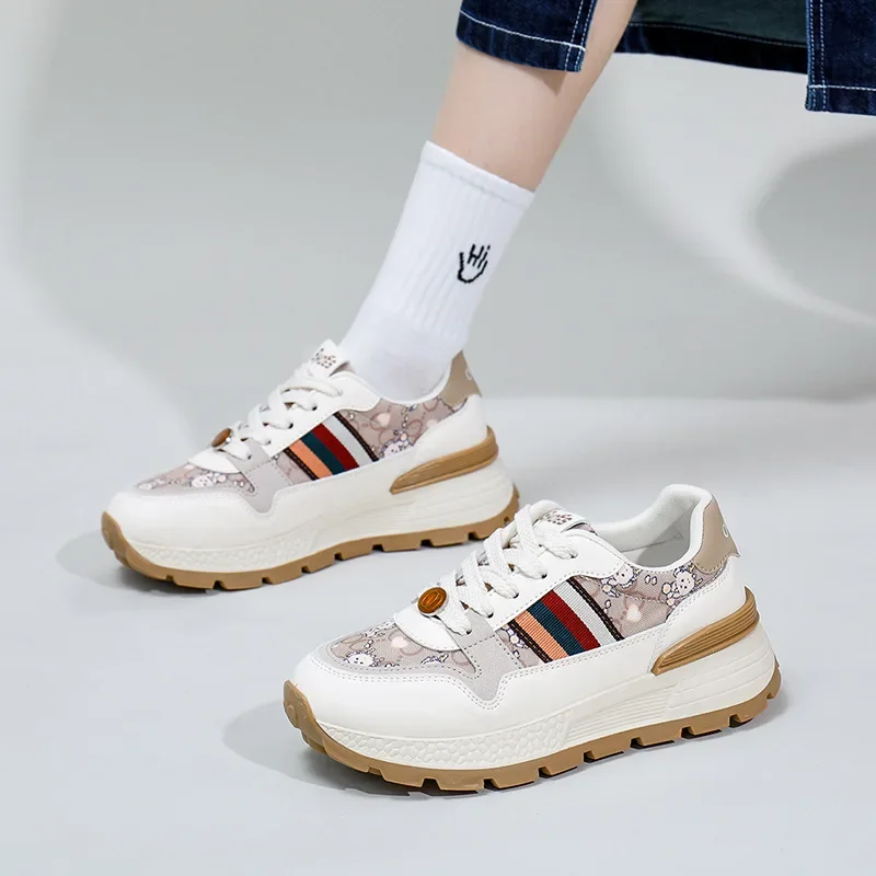 Papa-Schuhe mit dicken Sohlen, Straßenfotografie im neuen Frühlingsstil, Damen-Sportschuhe, höhenvergrößernde Freizeitschuhe