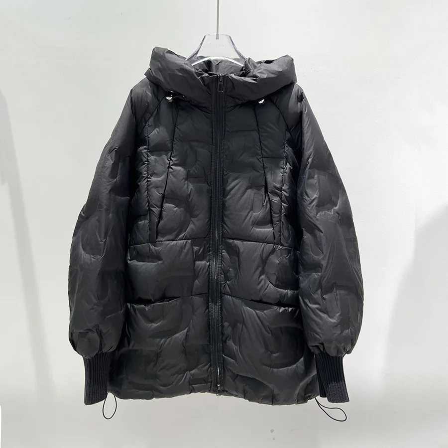 2025 Piumino da donna nuovo autunno/inverno Giacca europea alla moda con cappuccio per pendolari