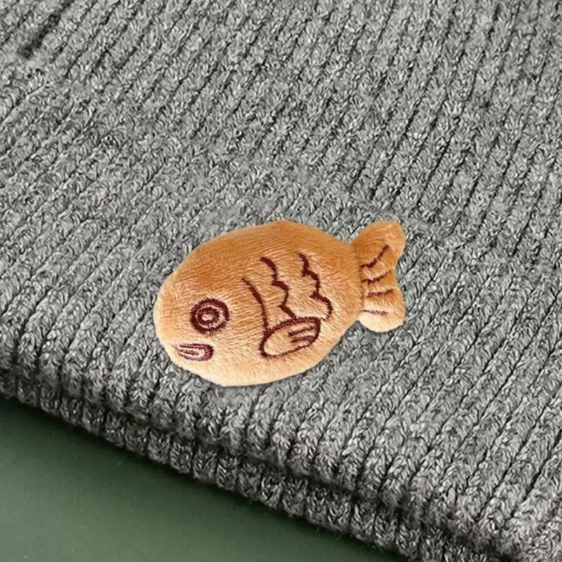 K3KF Fun Brosche Revers Pin Taiyaki Cartoon Fisch für Kleidungsjacken Hüte Taschen Neuheiten Broschen Kleidungszubehör