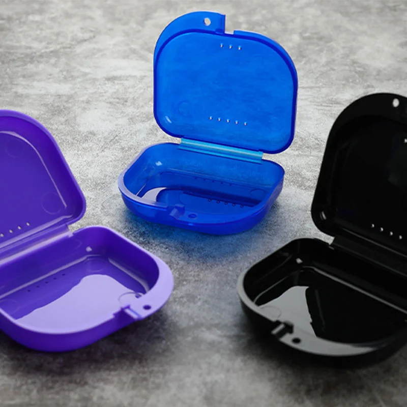 Hot Sale Tooth Retainer Box Brace Container Mouthguard Guard Denture Storage Case Cleaner