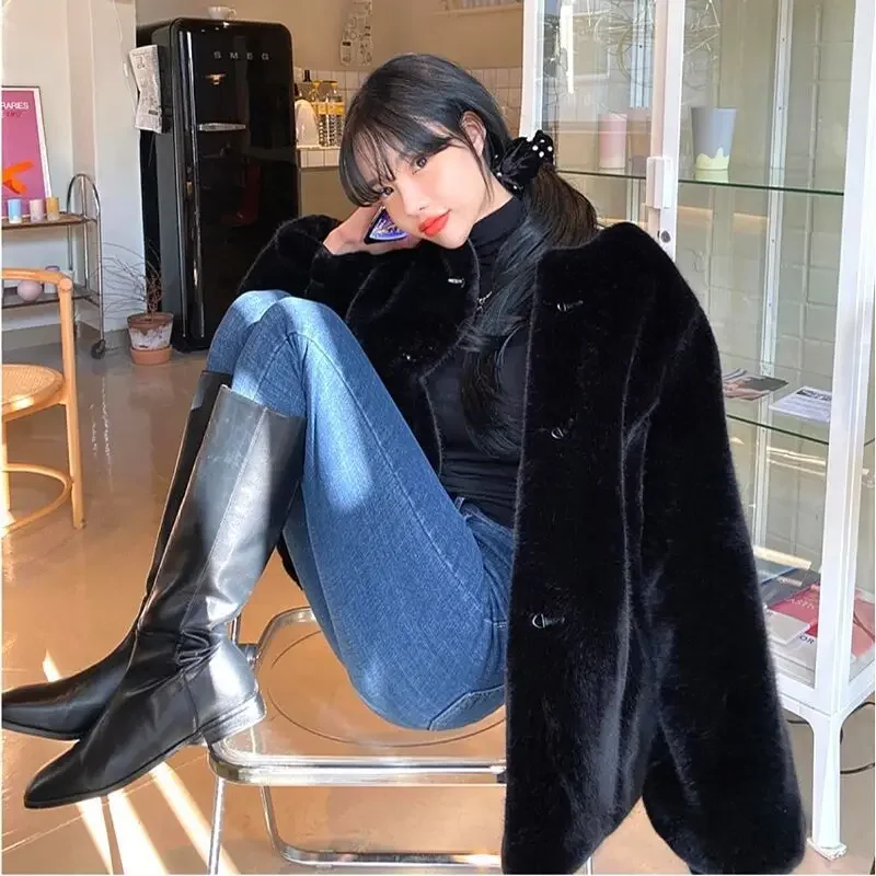 سترة نسائية من الفرو المزيف لخريف وشتاء 2025، سترة دافئة للتنقل