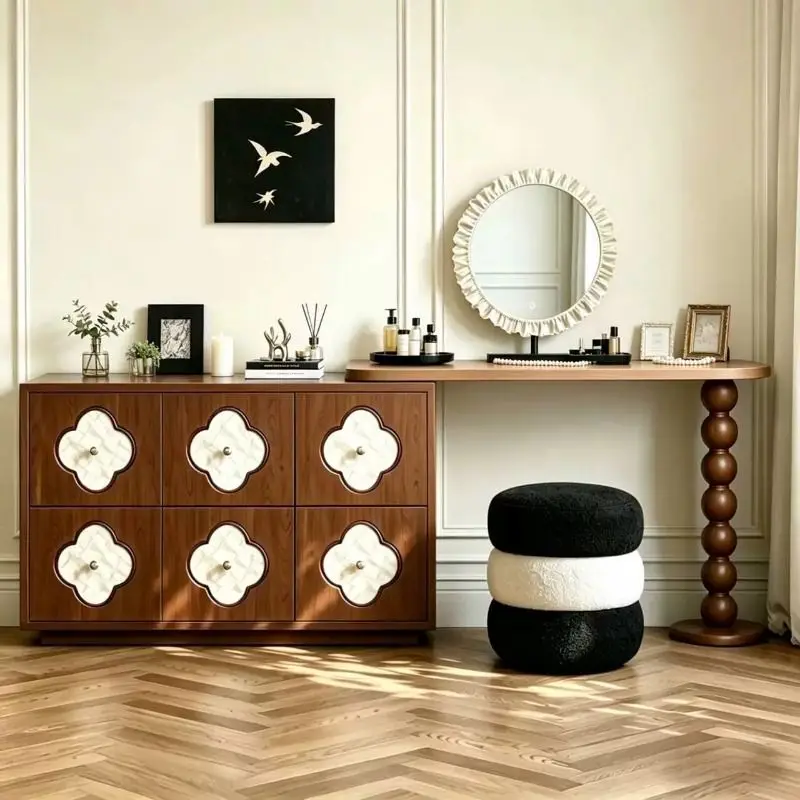Vintage Makeup Vanity Table Comfortable Cosmetics Beauty Wood Storage Dressing Table Drawers Modern Vestidores Home Furniture