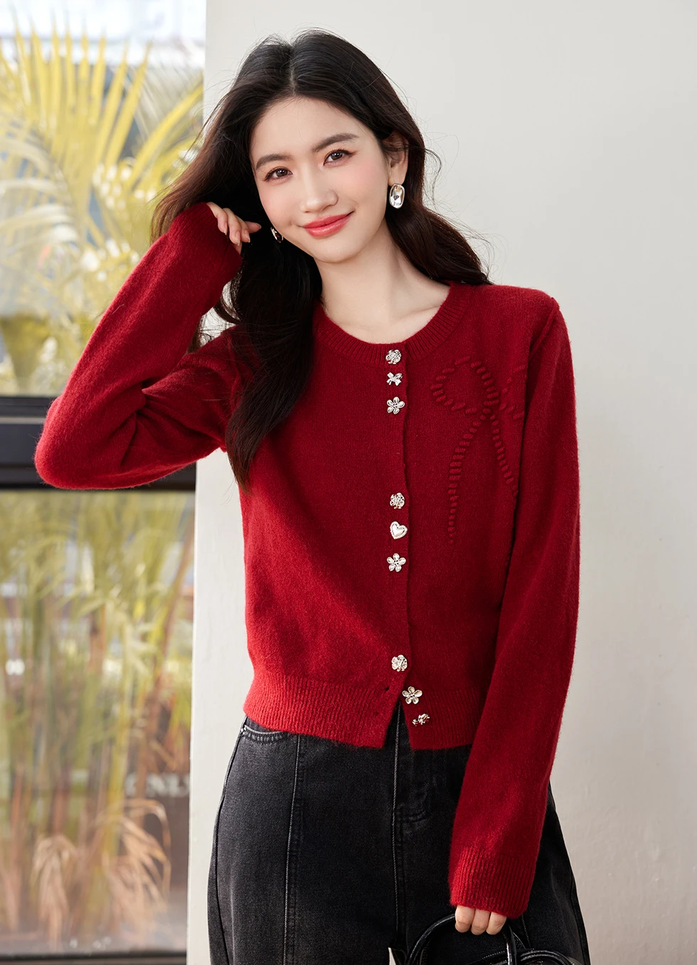 New Christmas New Year Red Knitted Sweater Coat High Quality Winter Women Round Collar Diamonds Single Breasted Cardigan Tops