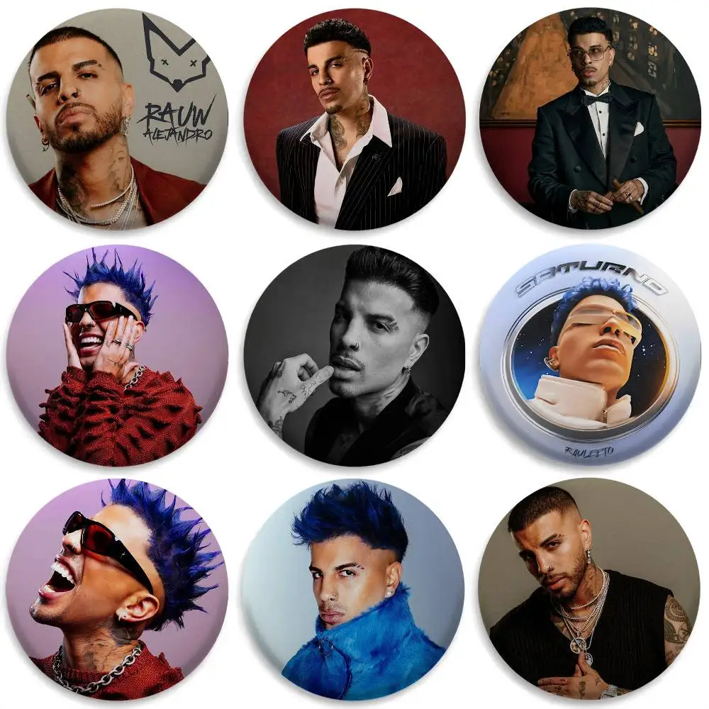 

Singer Rauw A-Alejandro Nuestra Badges Round Exquisite Badge Brooches Creative Pins For Clothes Hat Backpack Gift Accessories