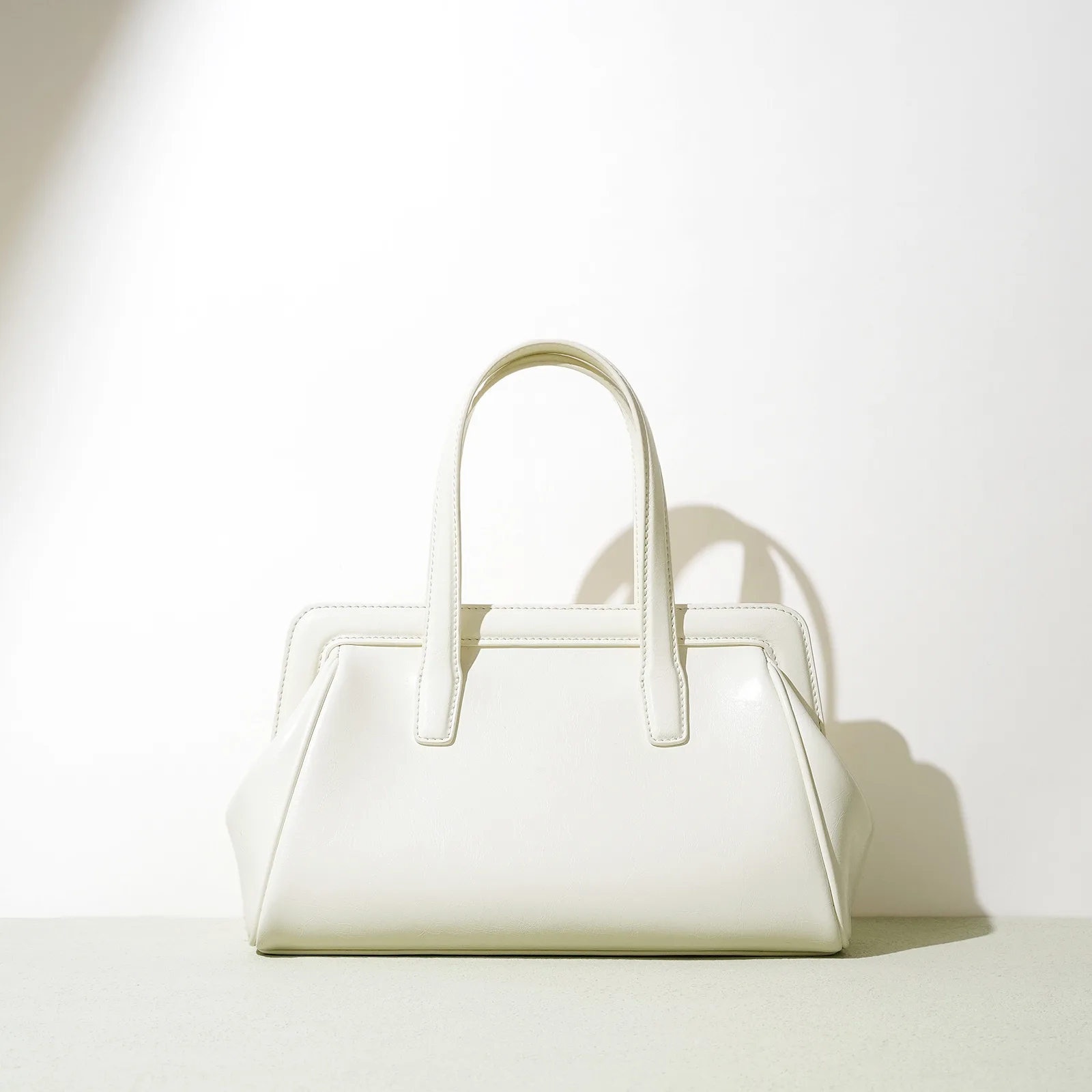 

Сумка из натуральной кожи, новый нишевой дизайн 2025, винтажная простая сумка через плечо из масляной вощеной воловьей кожи, модная дамская сумочка