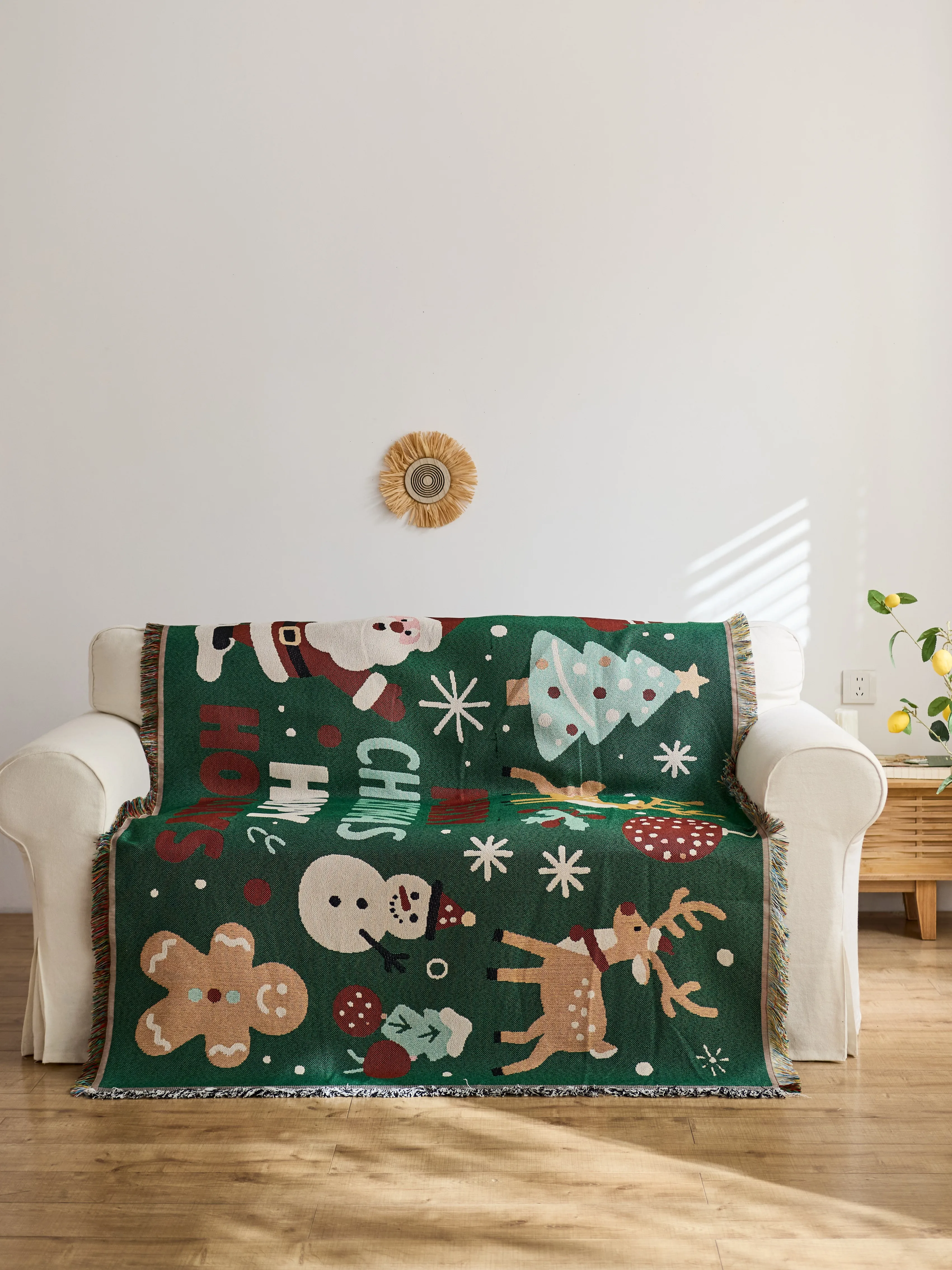 1Pc Christmas Tapestry Jacquard Woven, Green Base, Fringe Edges Reusable Xmas Home Party Living Room Wall Cute Vintage Style
