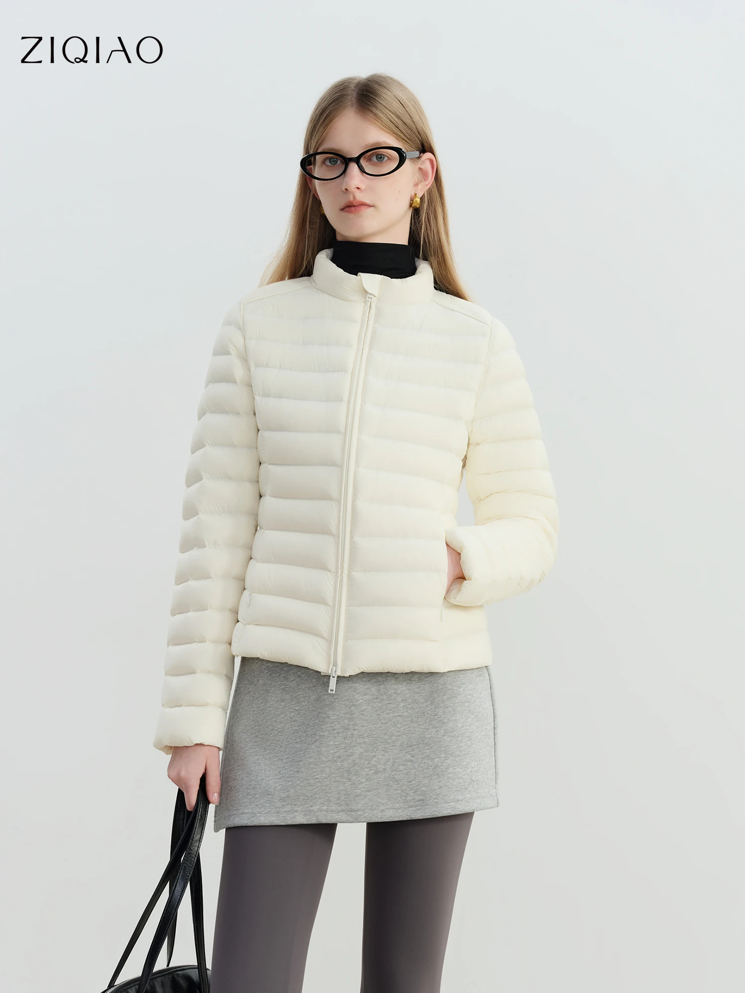 

ZIQIAO Petite Light Warm Slim Down Jacket for Women 2025 Winter New Waist Coat Cropped Zipper Simple Cozy