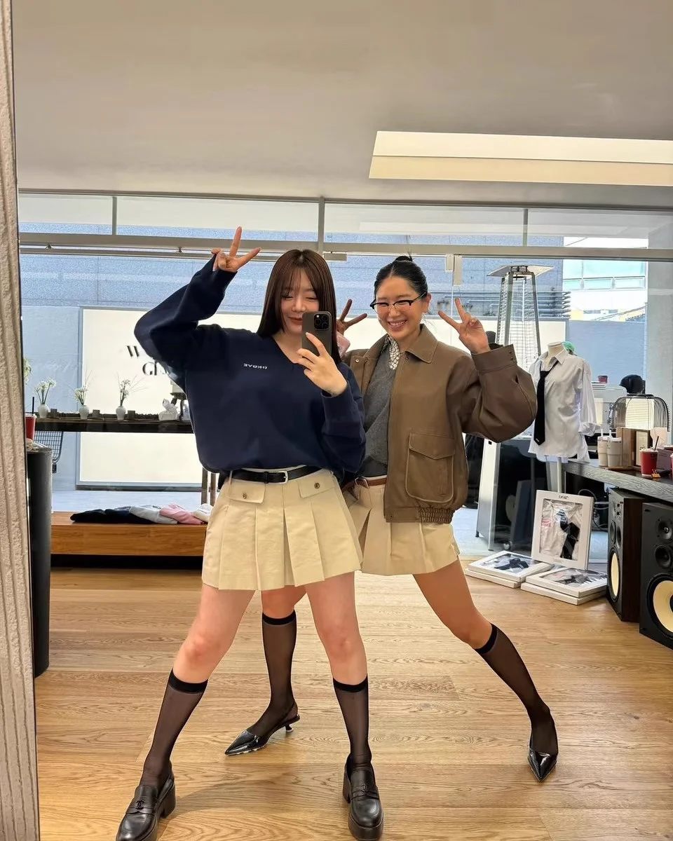 Falda acampanada de color puro de cintura baja Falda plisada coreana falda ort Falda universitaria Sle f-longitud Falda Mujer joven F...