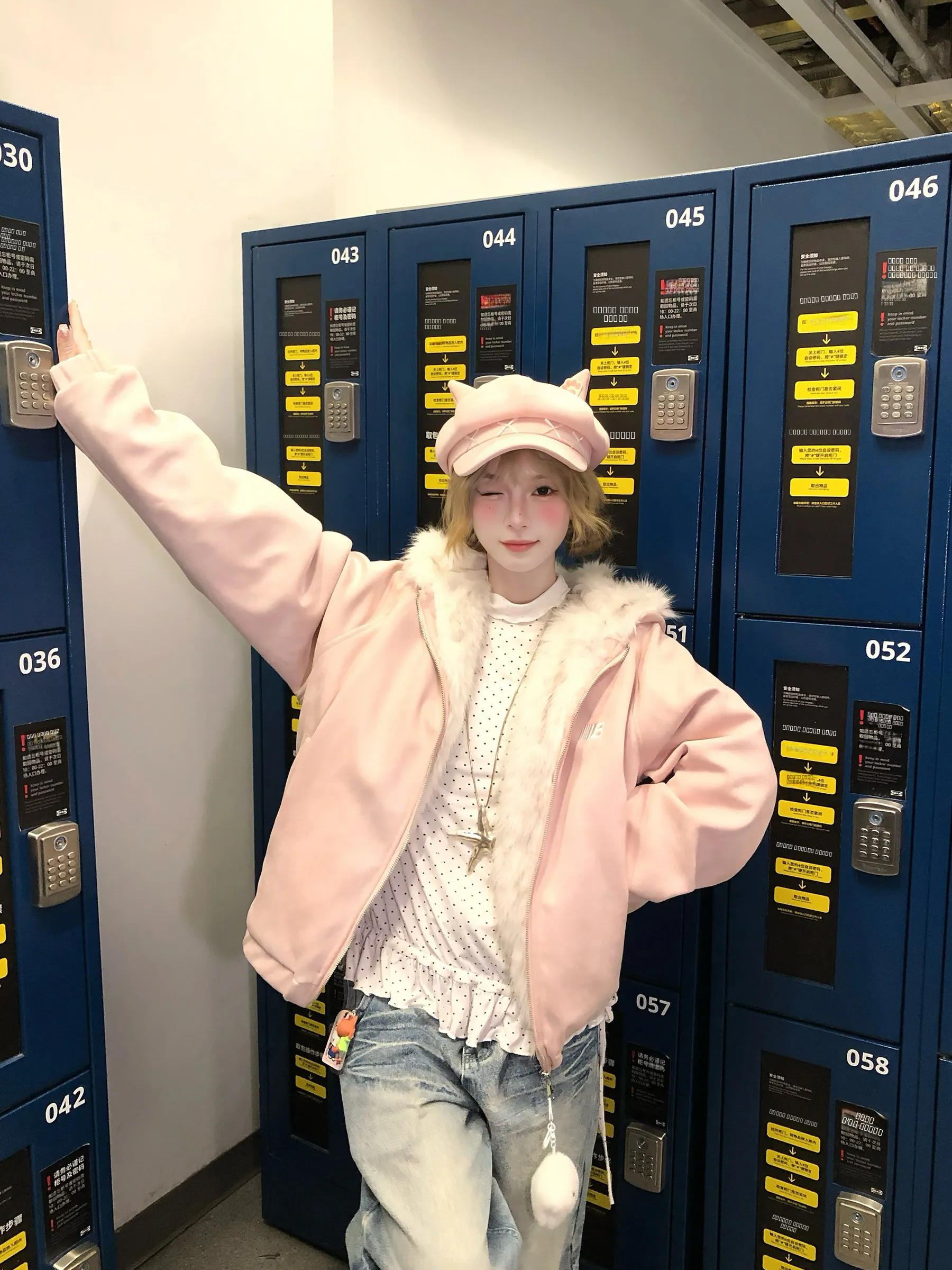 

Thiened Cotton Jaet with Hood Bear Ear Fur Collar Men's Warm Outerwear Tagkita Brand Sweet Sle Straight Tube pe