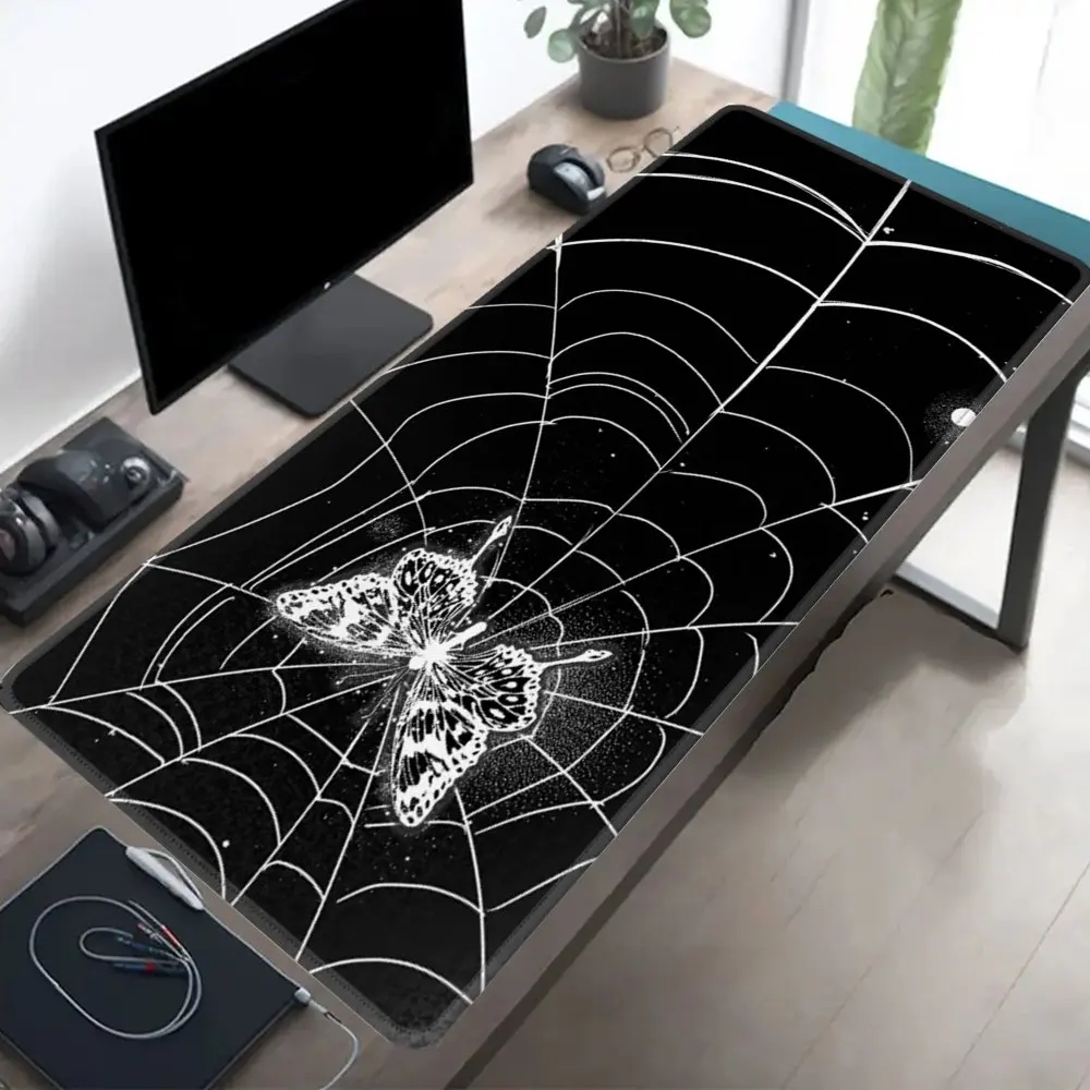 mouse-pad-gamer-grande-com-design-de-teia-de-aranha-gotica-e-borboletas-antiderrapante