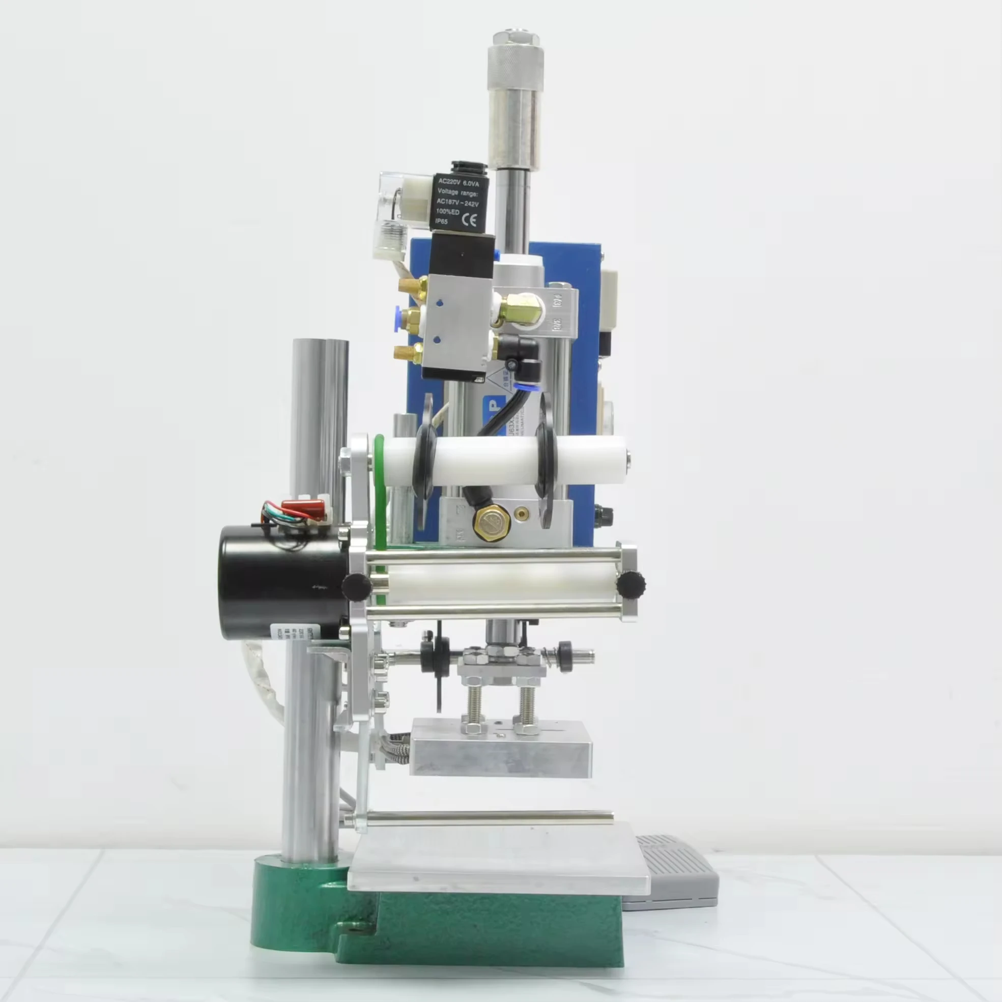 

W-Y11 Настольная автоматическая машина для горячего тиснения золотой фольгой, машина для тиснения, принтер, печатная машина для кожаной пластиковой коробки