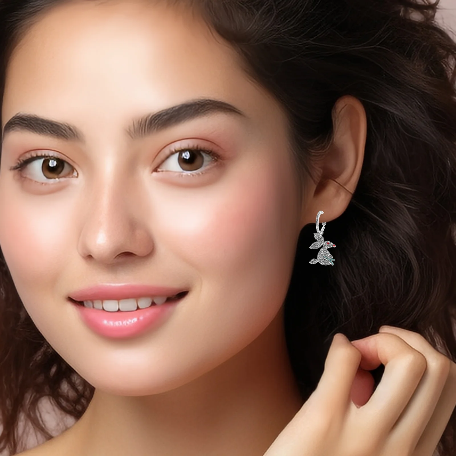 

1Pair Sparkling Rabbit Earrings Full Encrusted Long Drop Alloy Earrings for Women Trendy Luxurious Design Rabbit Charms