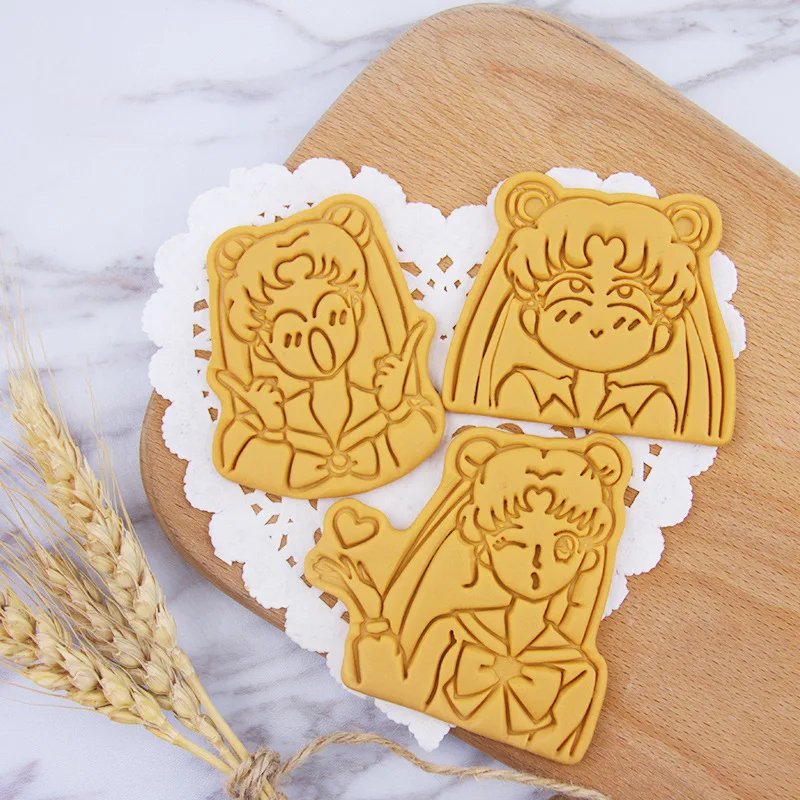 Cute Anime Sailor Moon Biscuit Mold Pastry Cutter Set Cartoon Bakery Tools Kitchen Baking Accessories Reusable Bakeware Cookies - view 3