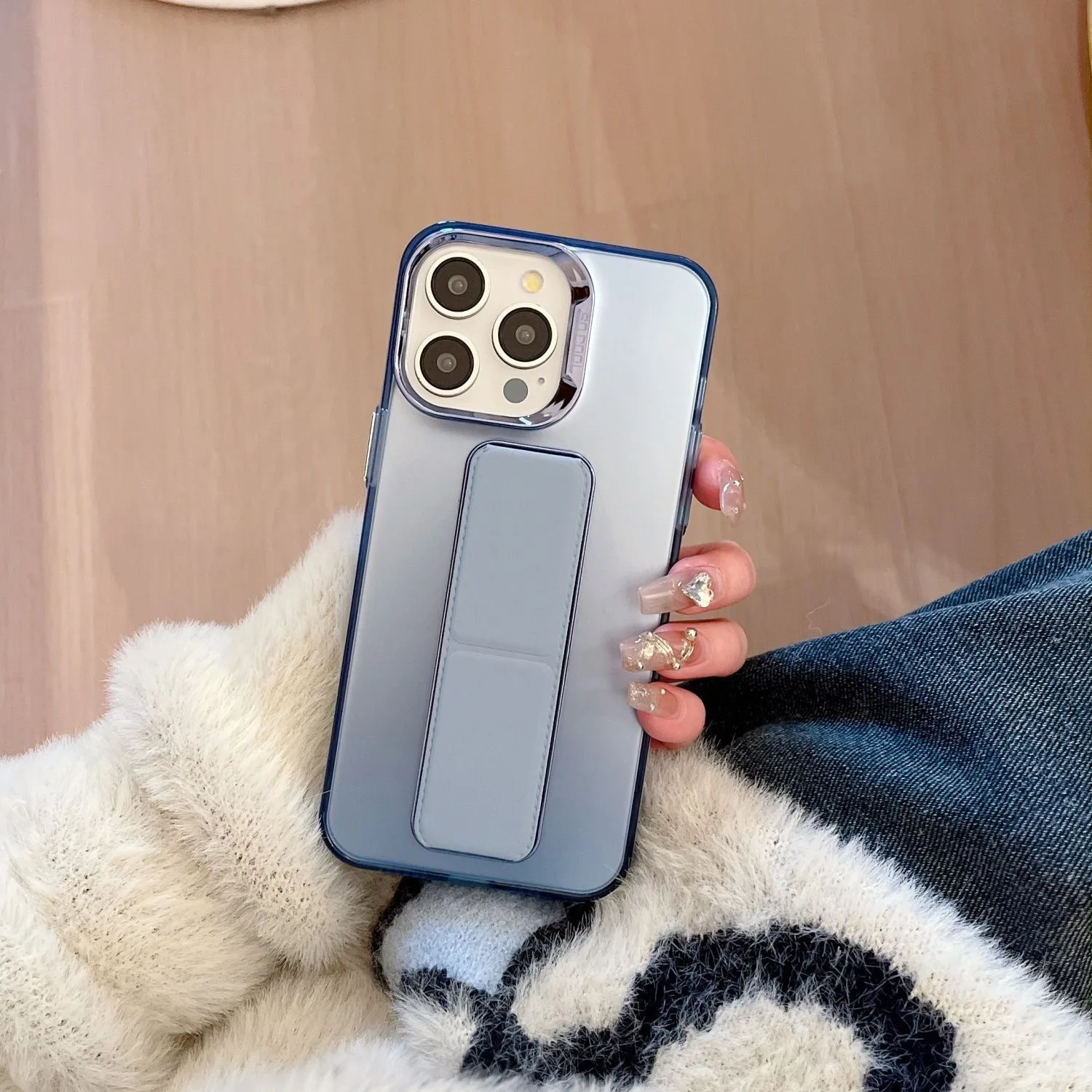 

Для Iphone 17, 16, 15, 14, 13 Pro Max, чехол с ремешком на запястье, магнитная подставка, подставка для ПК, жесткий защитный чехол для Iphone 11 12 с поддержкой Cov