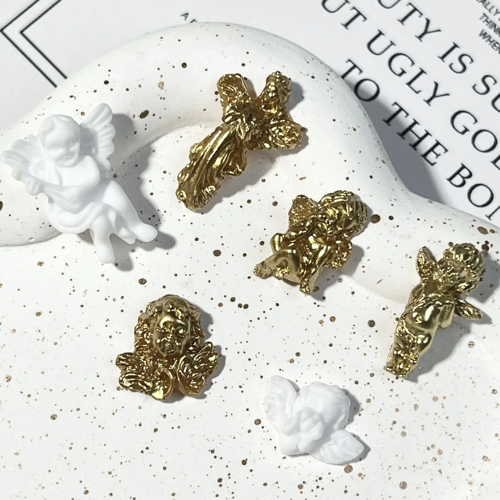 20 ciondoli per unghie mini angelo cartone animato per unghie fai da te che realizzano graziosi mini decorazioni per unghie con retro piatto in resina