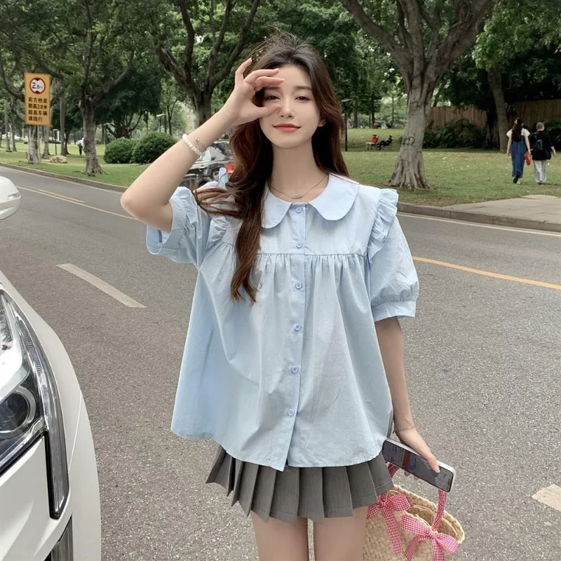 

Рубашки и блузки с оборками, корейский однотонный летний топ 2024, элегантные молодежные женские блузки на пуговицах, воротник Питера Пэна, одежда с короткими рукавами