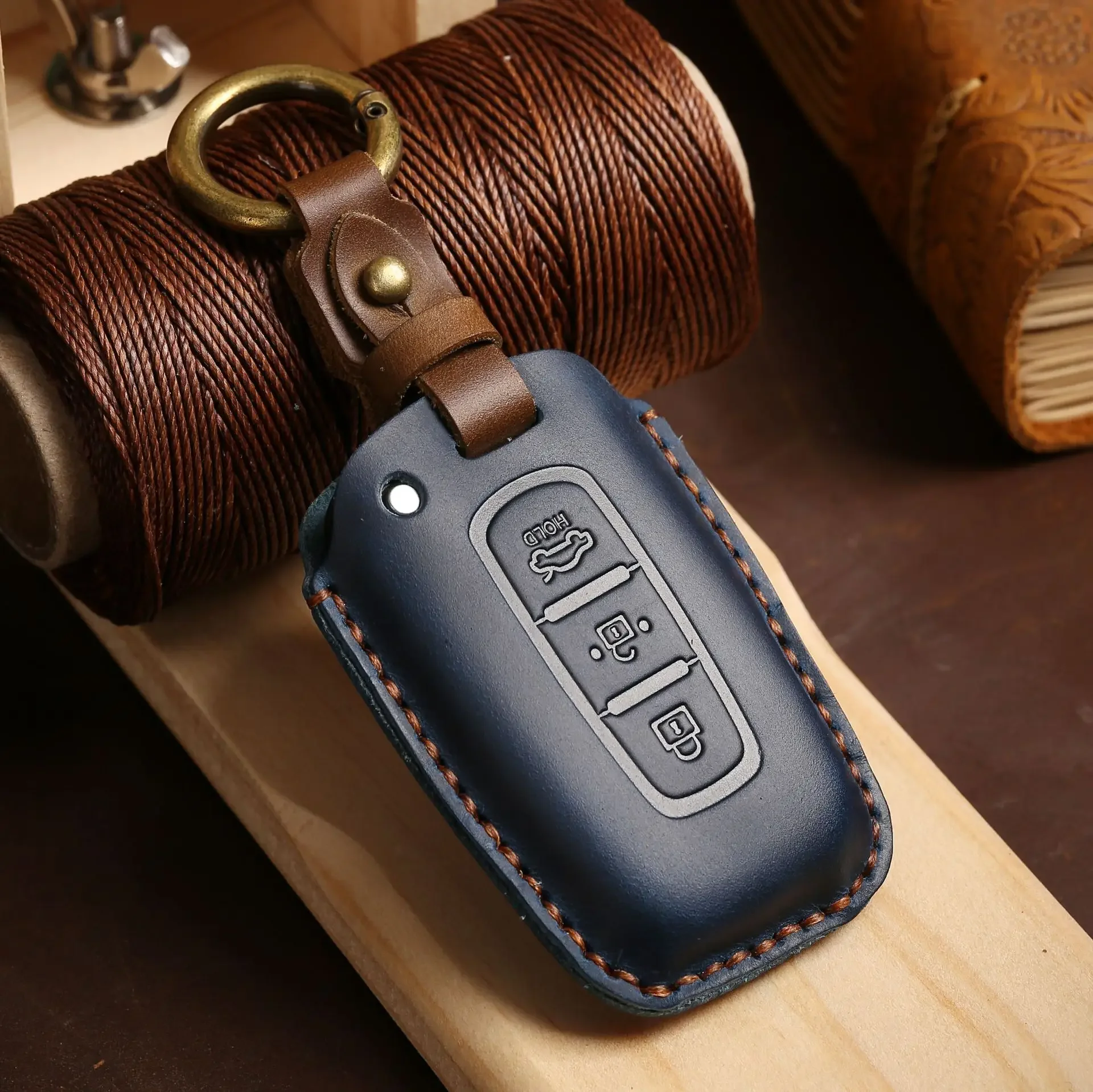 

1pc Leather Car Key Cover Case Shell Fob For Kia Forte Rio 3 K2 K3 K5 Sportage For Hyundai IX35 Sonata 8 Sorento Optima Forte