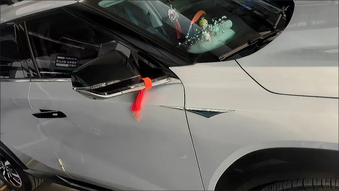 

2PCS Car Universal Fender Blade Side Emblem Metal Decorative Stickers tylish Cool Damage2025 for DAIHATSU