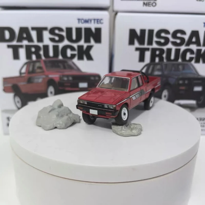 حقيقي في المخزون TAKARA TOMY TOMYTEC TLV 1/64 N321b & N320b Datsun 4WD سبيكة السيارات نماذج دييكاست مجموعة ألعاب السيارات #4