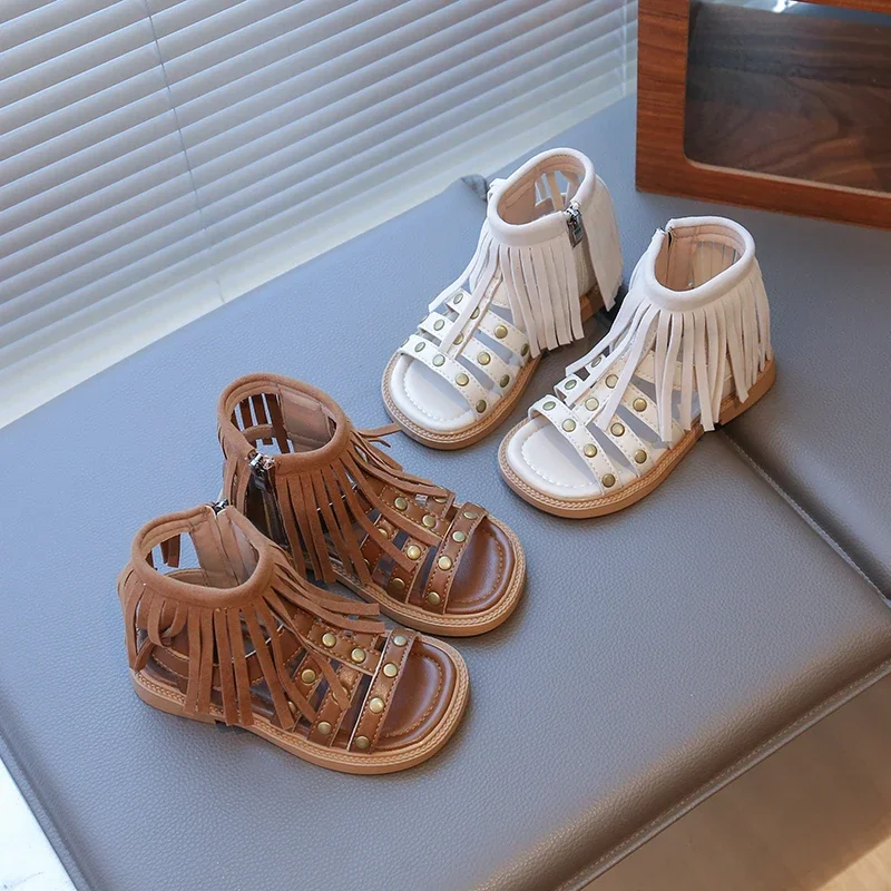 

2025 Style Children's Shoes Girls Rivet Flow Roman Sandals Casual Fashion Multi functional Sandals Soft Bottom Comfortable