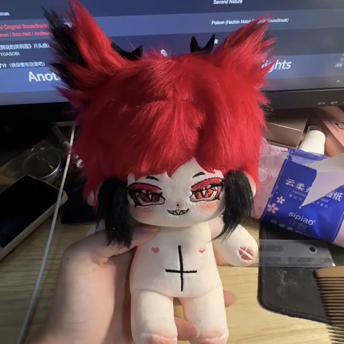 Wypchane 20cm Anime śliczne Helluva Boss Alastor pluszowe figurki lalek zabawki dla dzieci dorosły zmień garnitur Cosplay prezent