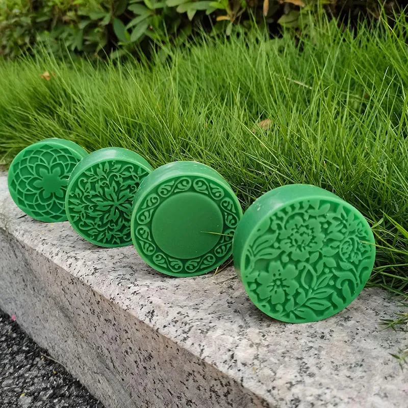 Silikonform mit Blumenmuster für die Herstellung von Seifen, rechteckig, rund, für Badezusätze, Mondkuchen, Kerzen, Schokolade, Küchen- und Backwerkzeug. – Detail 1