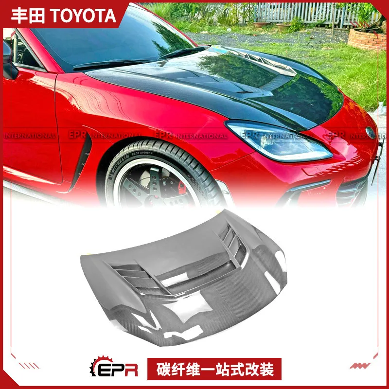

Suitable for Toyota GR86 BRZ ZD8 Carbon Fiber Retrofit Varis Dry Carbon Headcover V-pattern Engine Cover