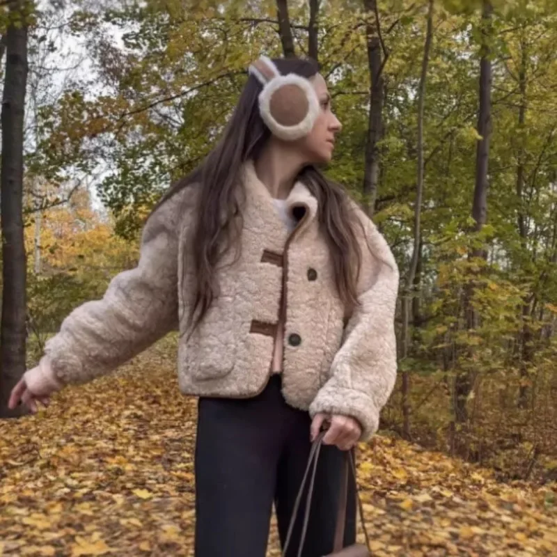 It Is A New and Elegant Autumn Fashion Coat. This Is A Popular Women's Loose and Versatile Coat That Can Be Worn on Both Sides.