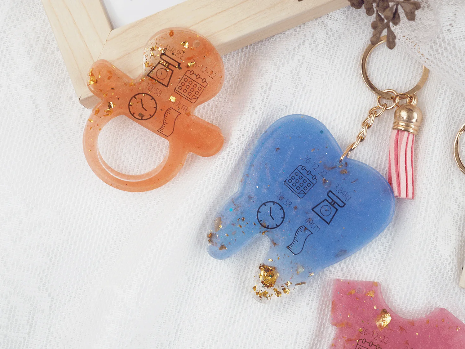 DIY Baby Anniversary Silicone Pendant Mold Foot Bear Nipple Epoxy Resin Craft Making Tool Jewelry Crystal Necklace Earrings Mold