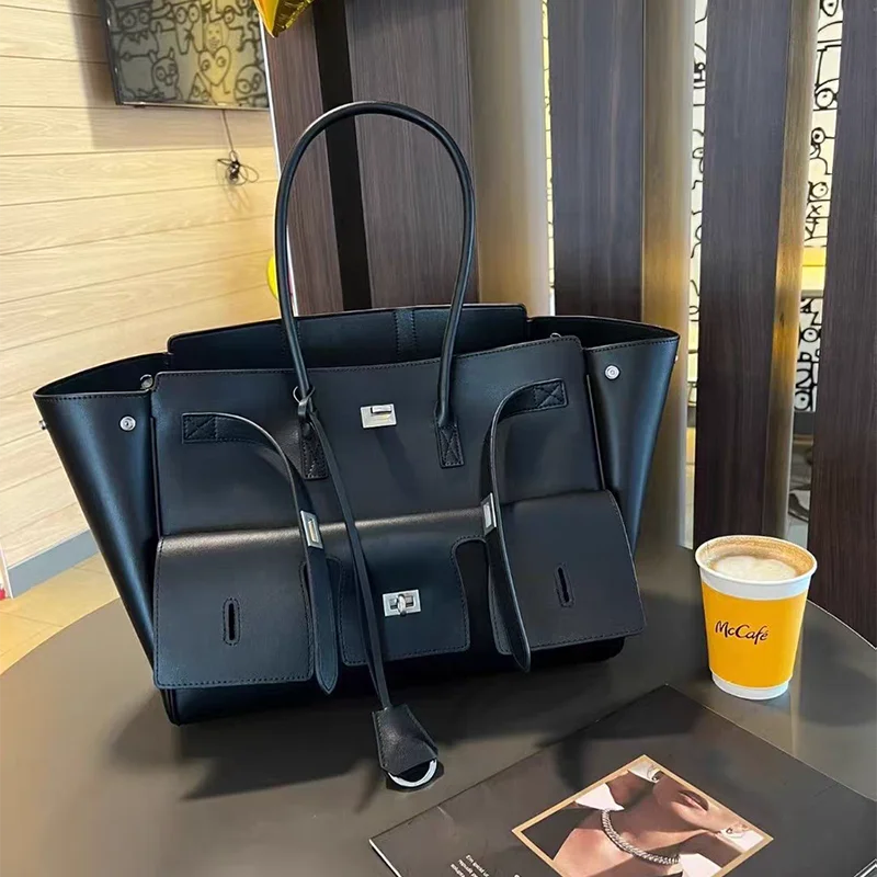 Sac à main en cuir véritable pour femmes, marque de luxe, boucle argentée, mode, fourre-tout de