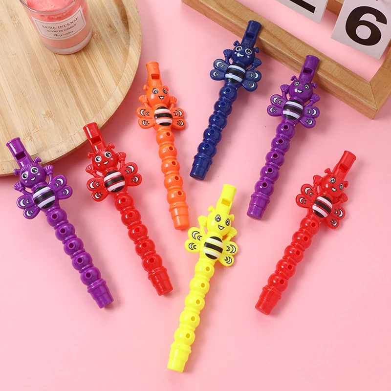 2 Stuks Cartoon Creatieve Fluit 5 Holes Mini Klarinet Mini Fluit Styling Cartoon Bijen Instrumenten Spelen Muziekspeelgoed