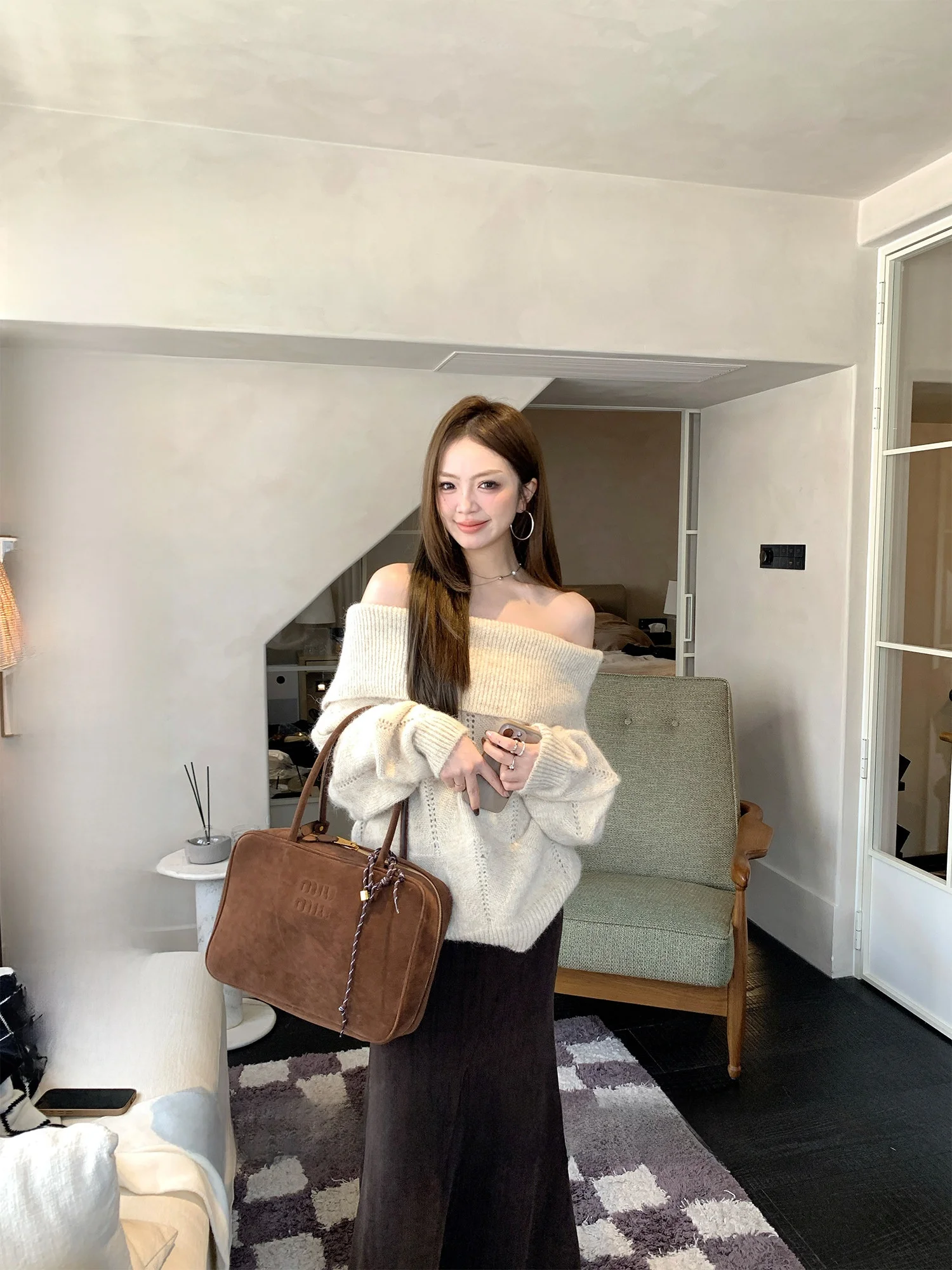 

Женский вязаный свитер с открытыми плечами, свободного кроя, новая осенне-зимняя коллекция, премиум-класс, свободный крой